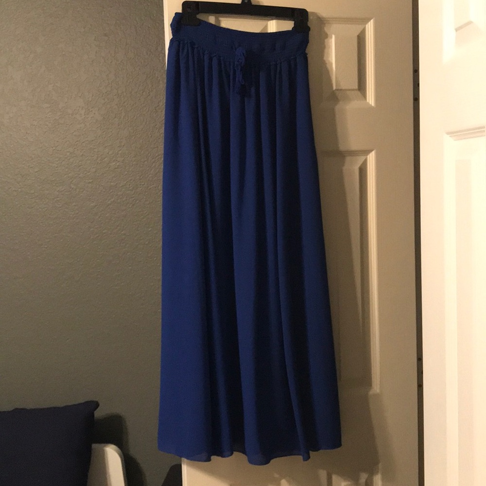 Maxi skirt